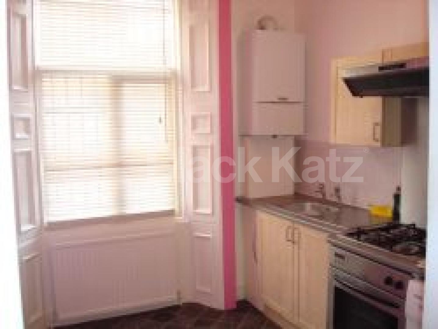 			New Instrction, 1 Bedroom, 1 bath, 1 reception Flat			 Holloway Road, HOLLOWAY